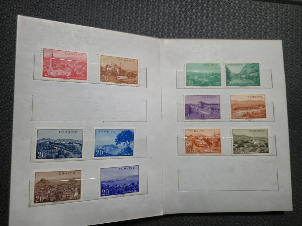 1956 Yılından Başlayan Pul koleksiyonu 350 Adet - 9