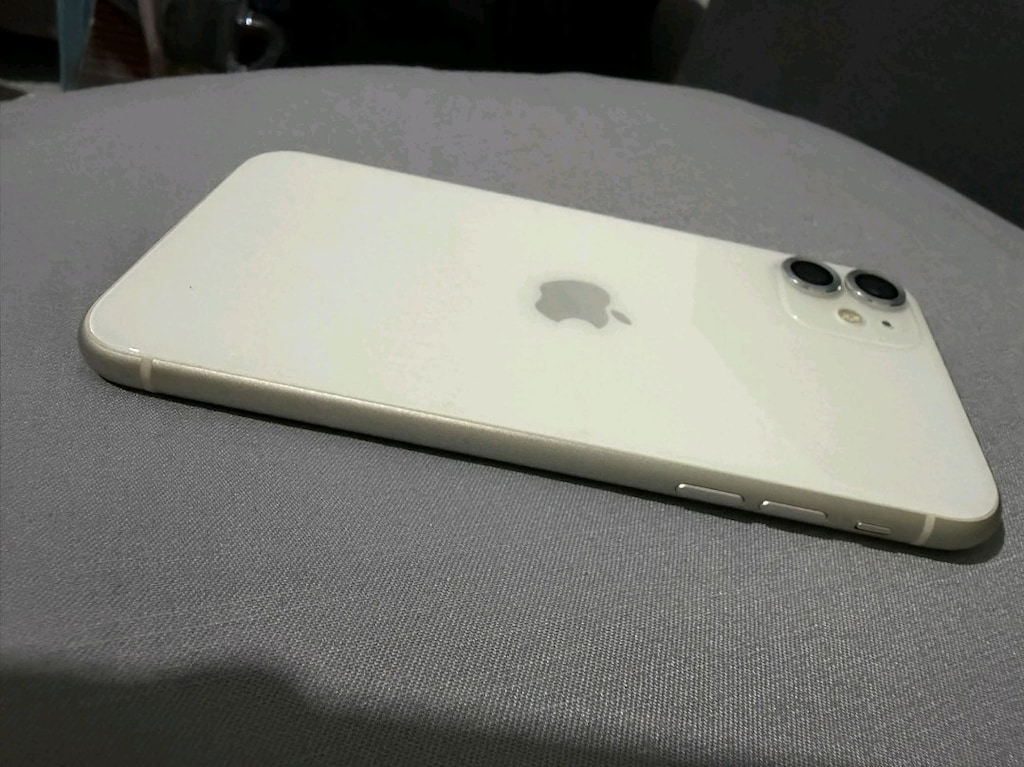 iphone 11 - 2