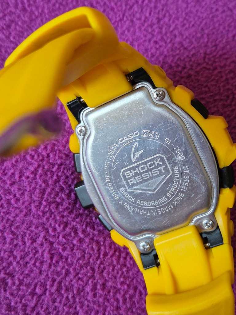 Casio G-Shock Sarı erkek saat Nadir model - 4