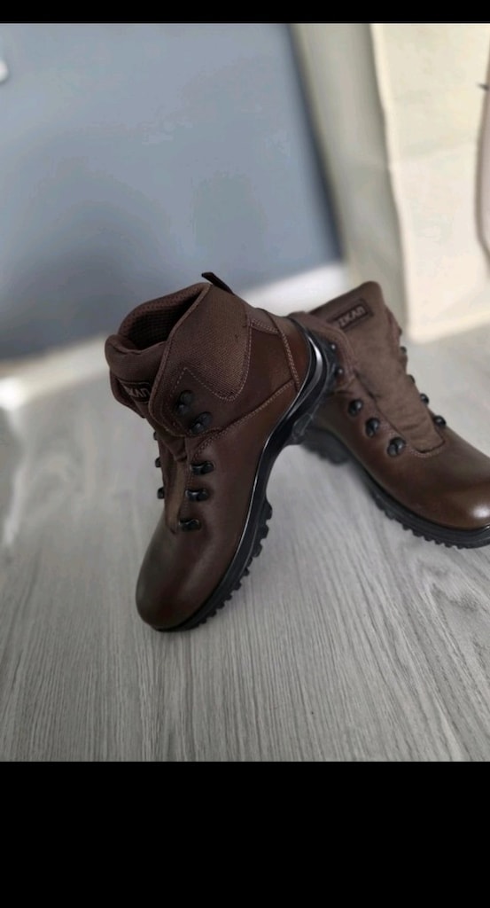 ÖZKAN MARKA SIFIR 42 NO DERİ OUTDOOR BOT