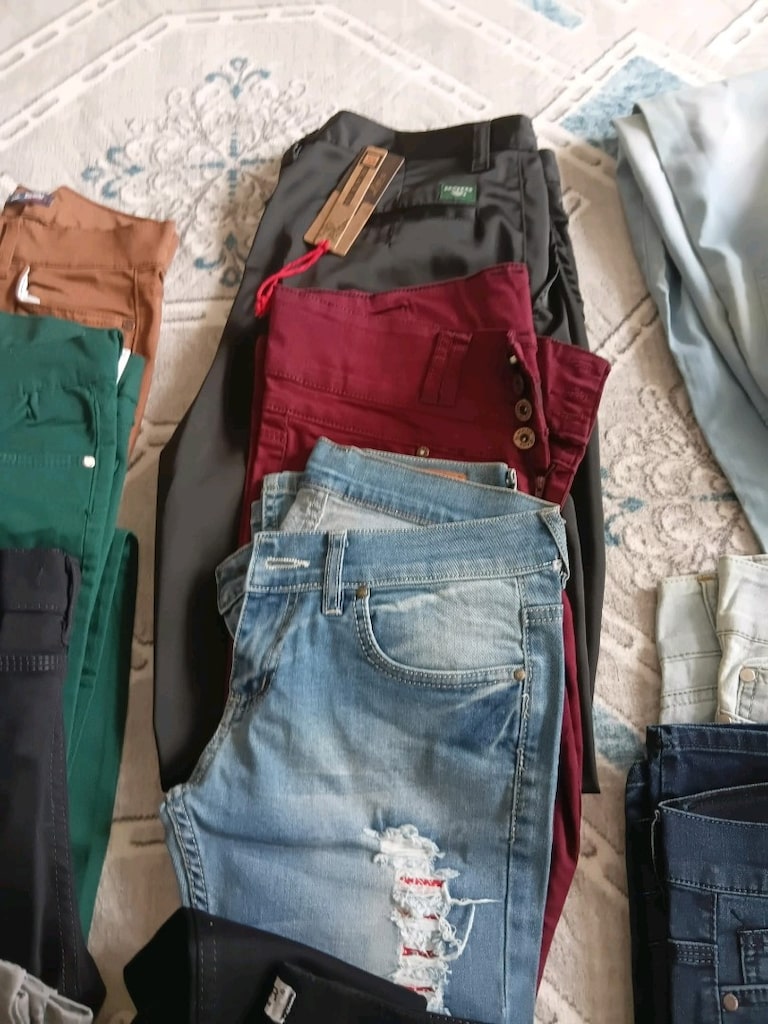 genc kiz pantolonlari hepsi sifir etiketleri üzerinde - 9