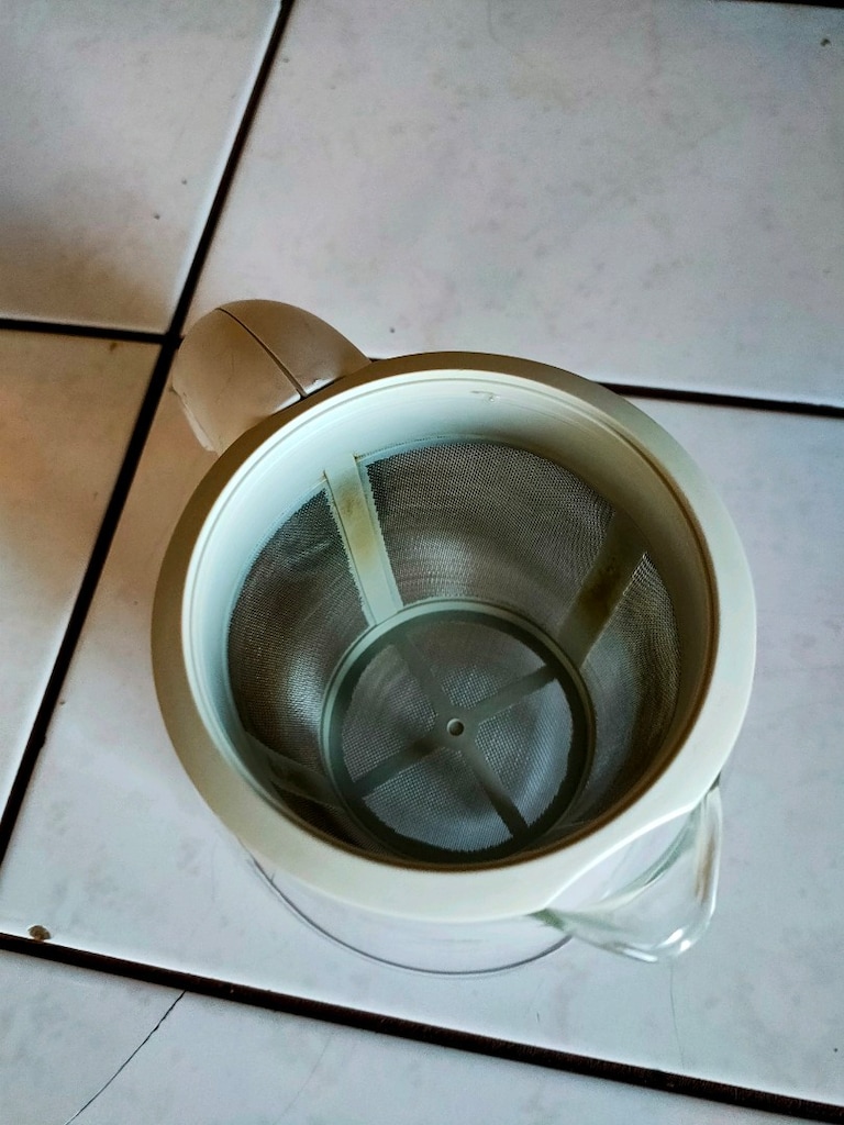 Arçelik K 3282 C Tiryaki Çay Makinesi cam demlik kapak ve filtre dahil - 2