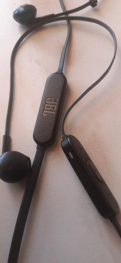 JBL TUNE 205 BT KULAKLIK - 3