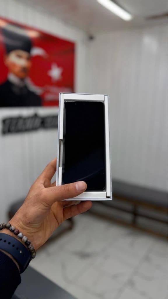 CAMON 30 256/ 24 GB RAM SIFIR FATURA BOZMA - 2