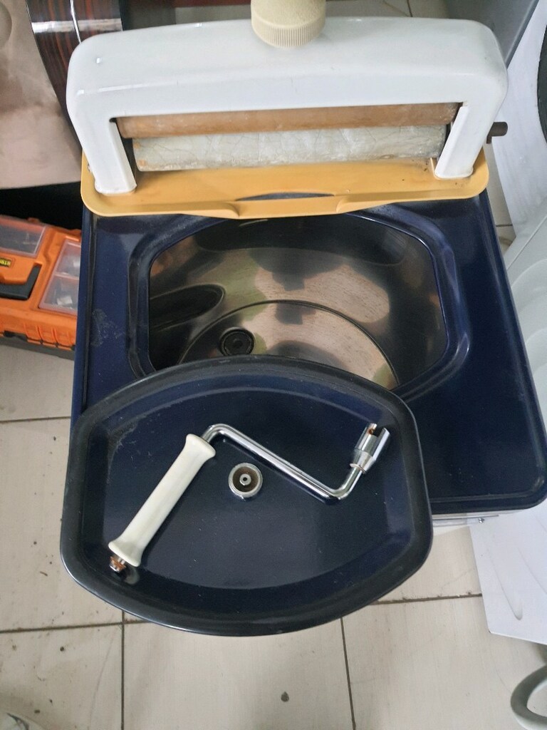 mini çamaşır ve yayık makinesi temiz sorunsuz sıfır ayarında - 3