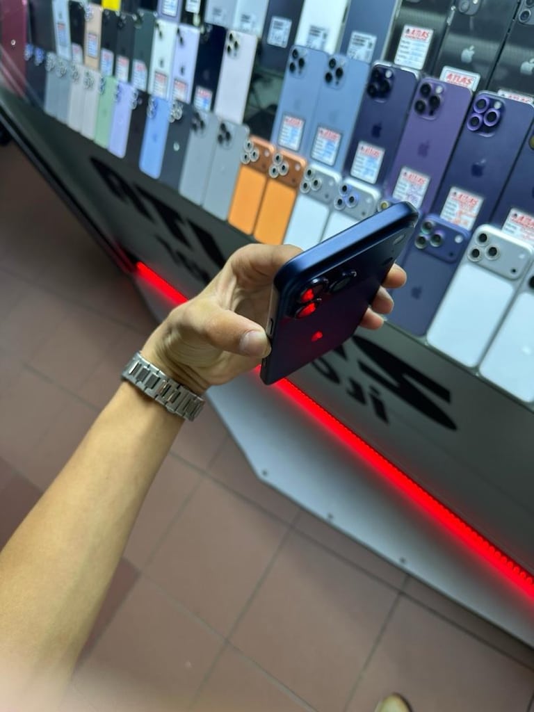 Atlas teknoloji acil satılık İPhone 17 pro Max TR 18 ay garantili - 6