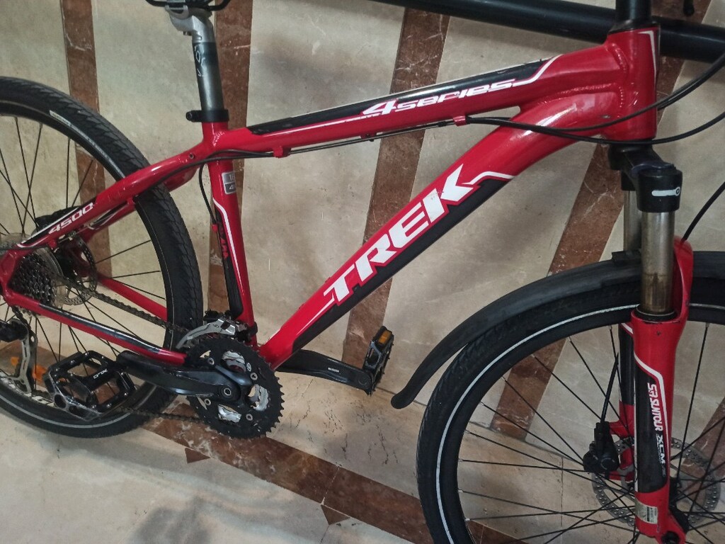 TREK 4500 serisi " made ın USA " 26 jant kadro boyu 16 inç 41 cm 27vts - 18