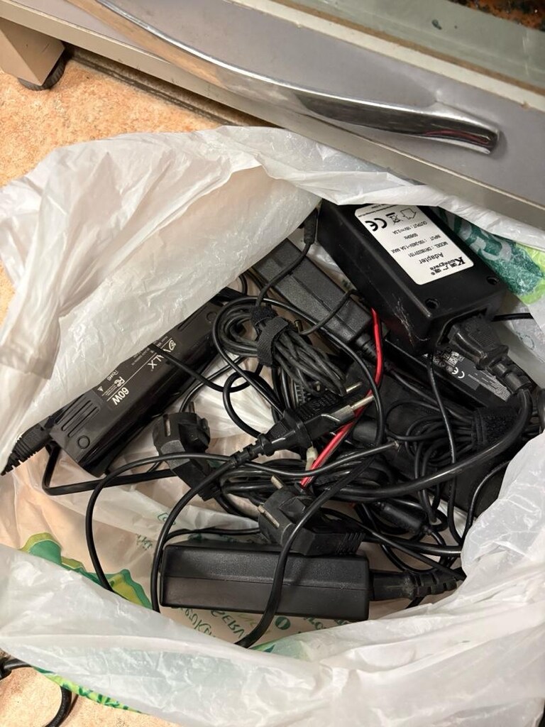 Leptop adaptörü TOPTAN - 10