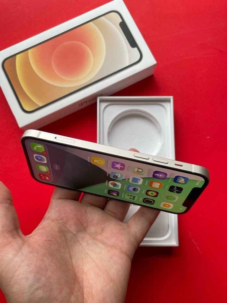 Iphone 12 - 8