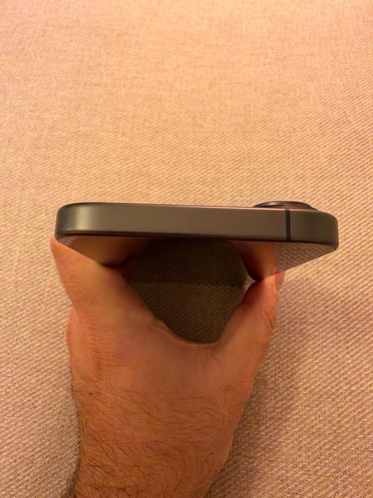 iPhone 17 - Siyah - 6