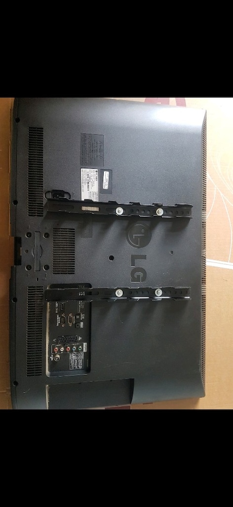 LG32LD350 32" Full HD LCD TV - 4