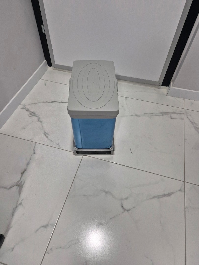 Pyramith Teleskopik Raylı Paslanmaz 24 L Çöp Kovası Gri (P-9453) - 3