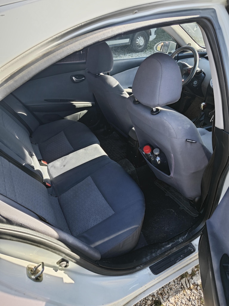 Nissan Primera 2003 - 4