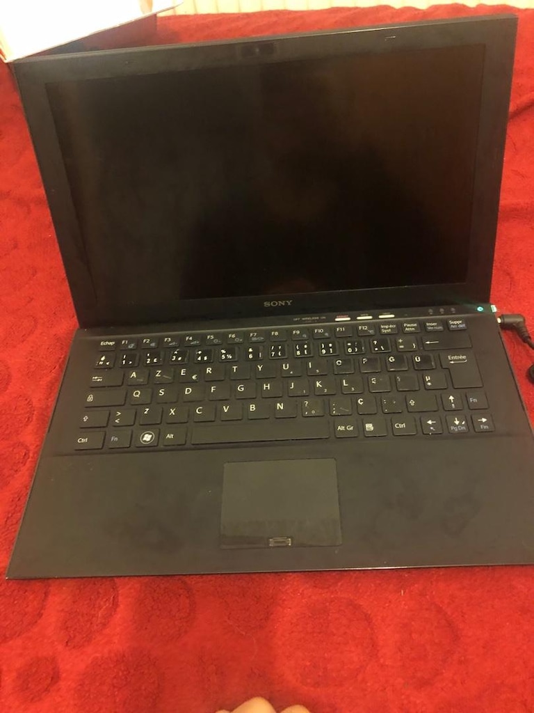 Sony İ7 İşlemcili M2 SSDLİ Laptop - 4