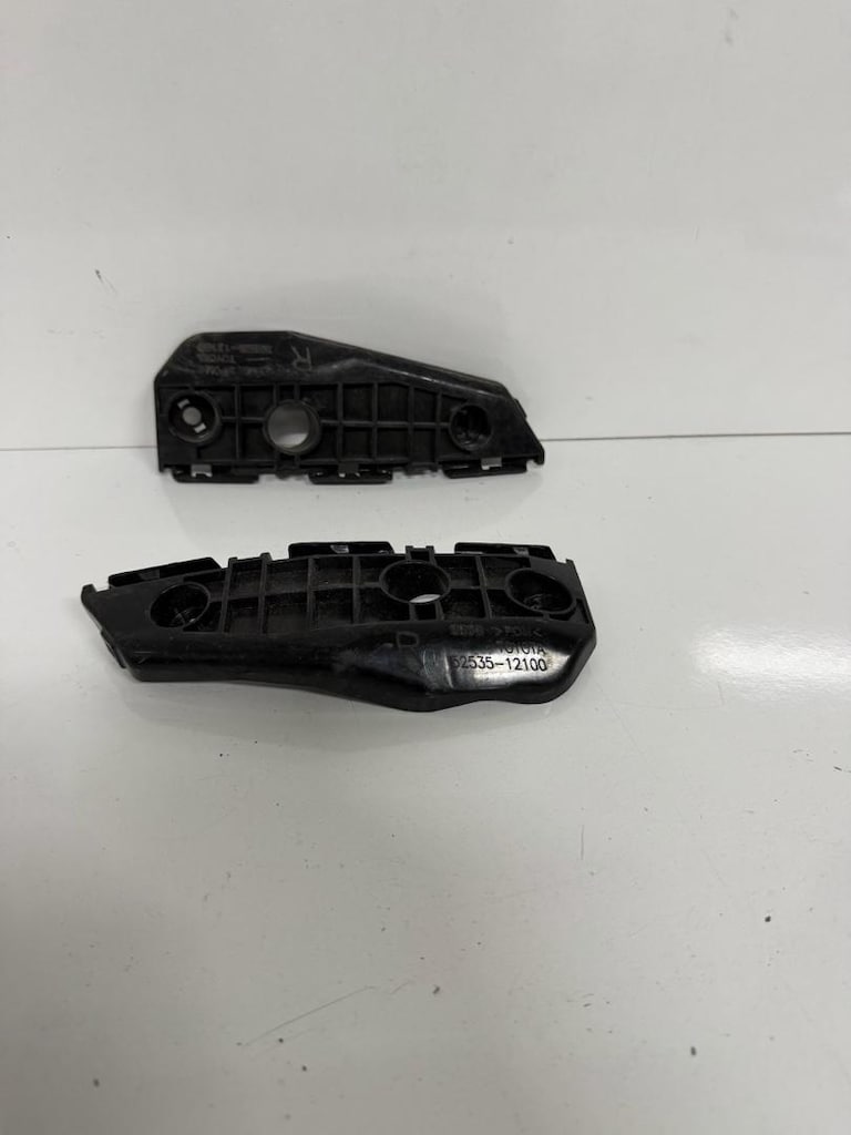 Toyota Yaris sağ ön tampon braketi 07-12 sıfır orjinal 52535121100 - 2