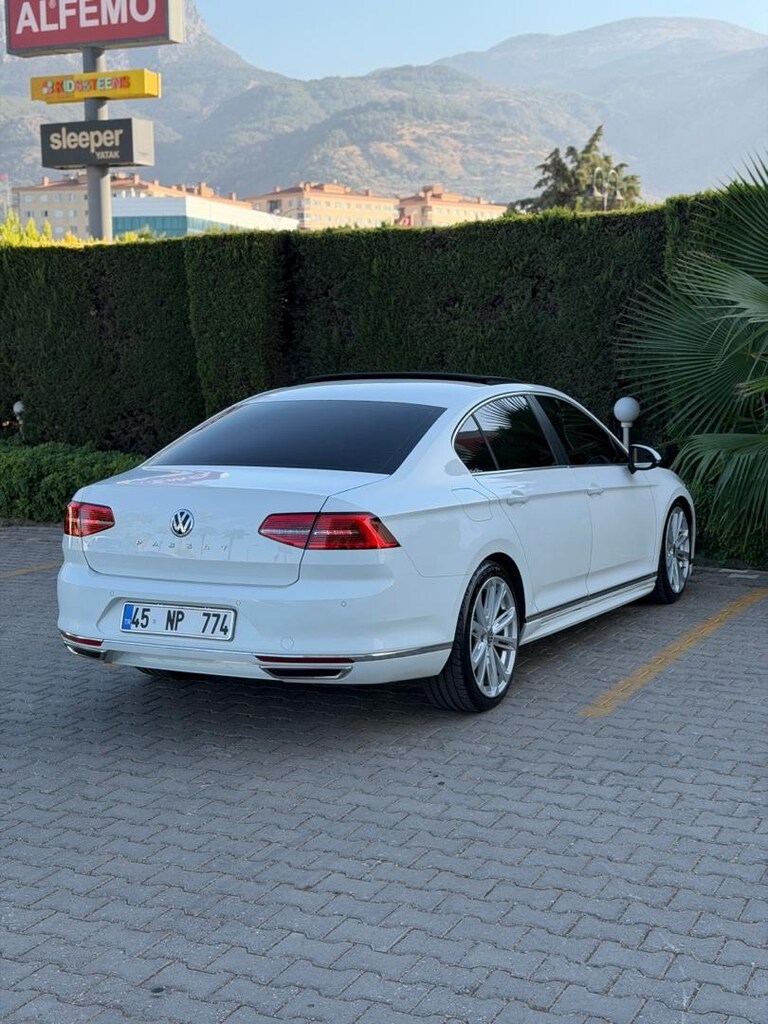Volkswagen PASSAT 1.6 TDİ Otomatik Cam Tavan - 6