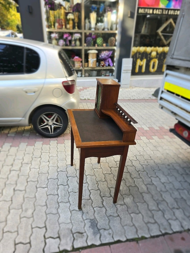 Antika Çalışma Masası - 7