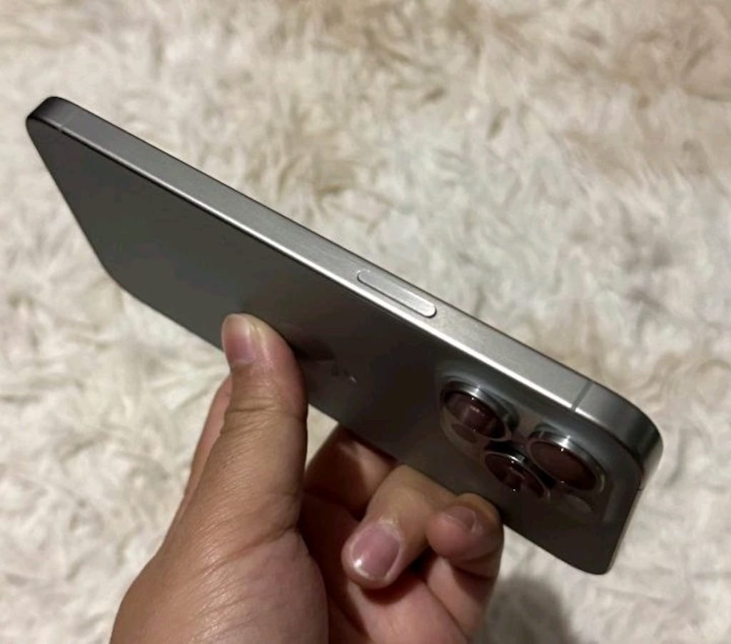 İlk Sahibinden İPhone 15 Promax - 4