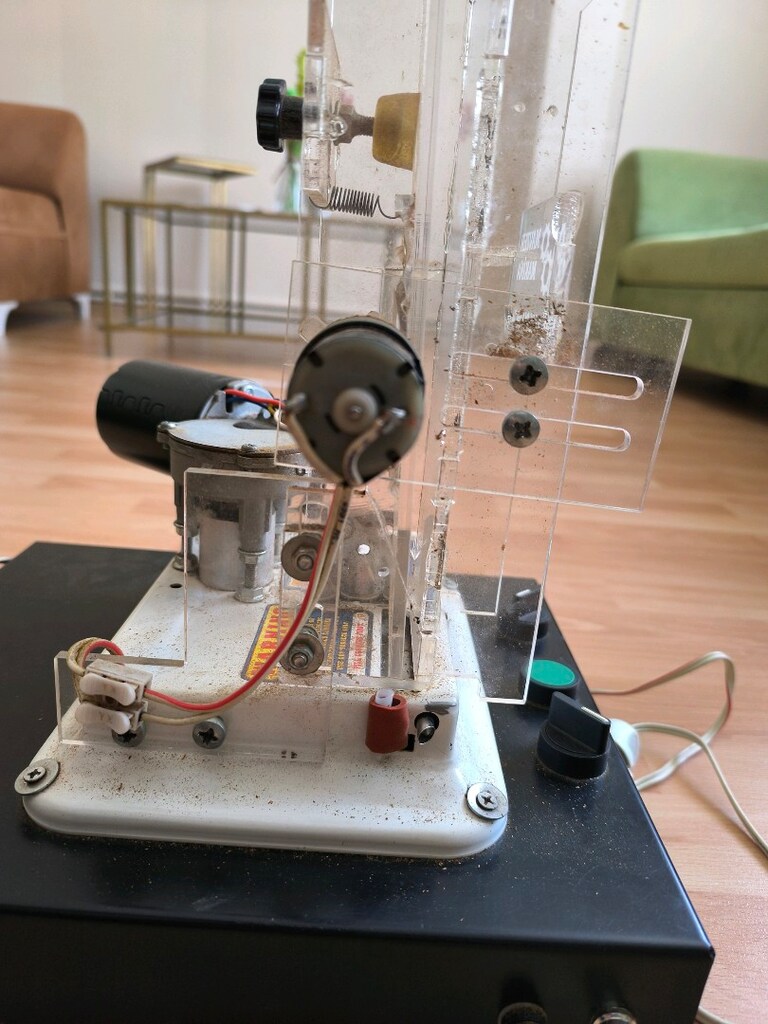 Otomatik Sigara Sarma Makinesi Sorunsuz Çalışmaktadır - 5