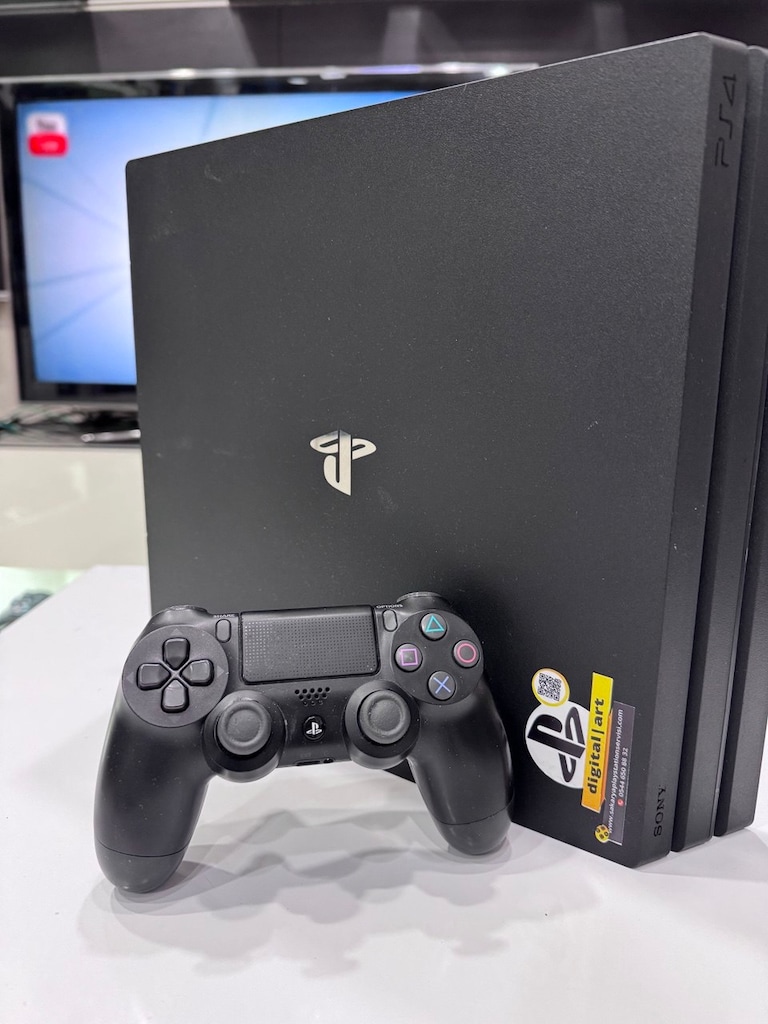 PLAYSTATION PS4 PRO - 1 TB - OYUN PAKETLİ SERİ - 2