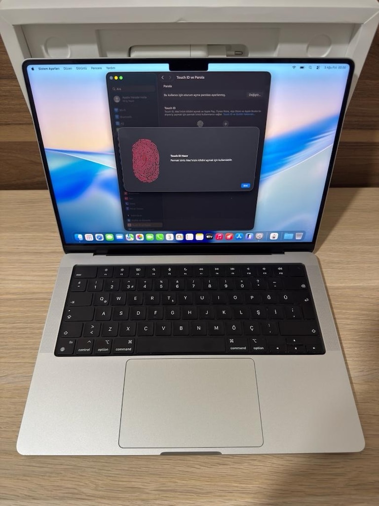 MacBook Pro / M2 Max / 14 inç / 32 GB Ram / 1 TB Ssd - 4