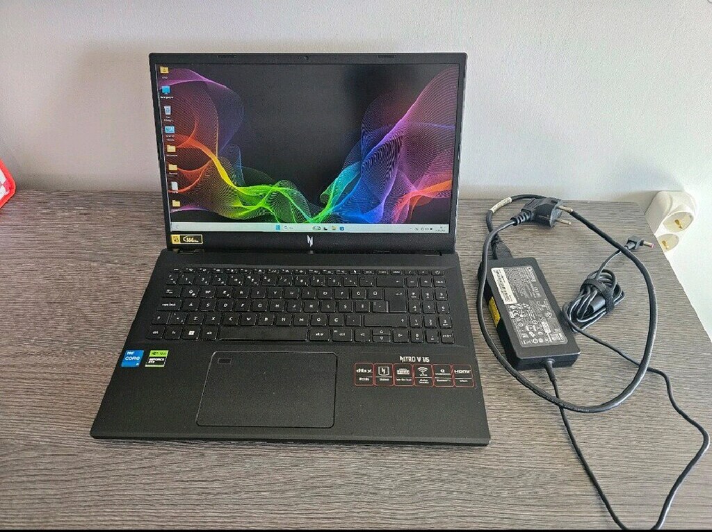 ACER NİTRO V15 - Mükemmel durumda - 10