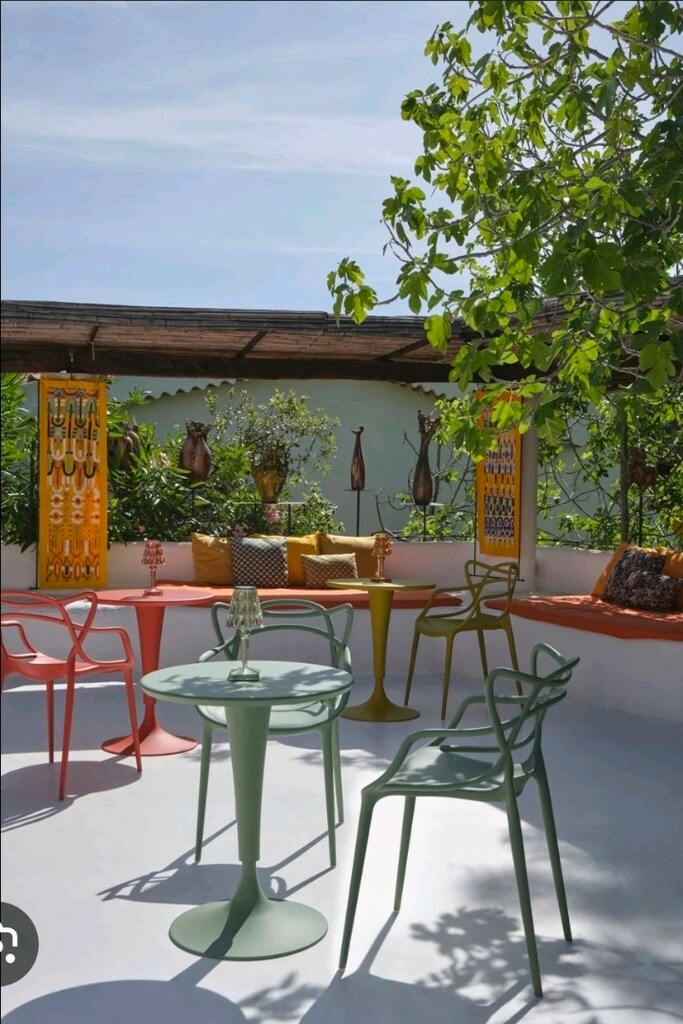 KARTELL Starck DR.NA Masa --- Genel Durumu Çok İyi. Boy 73cm, Masa gen - 6