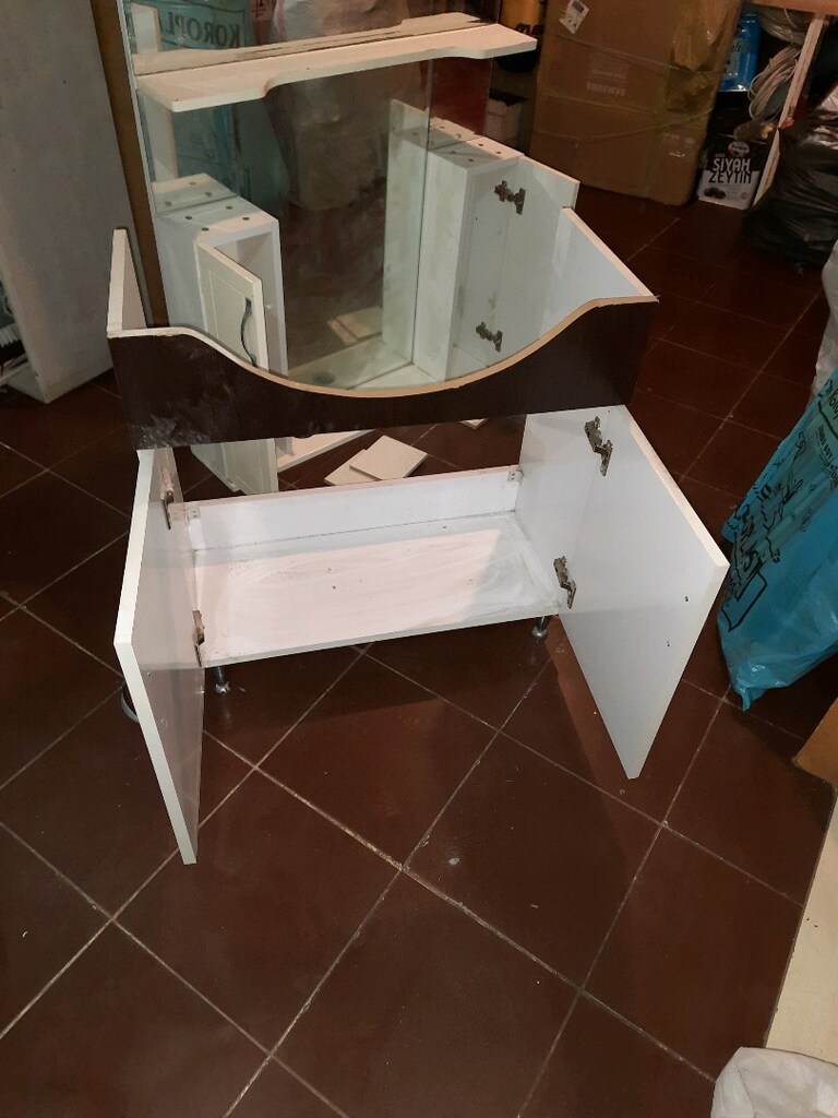 cıkma banyo dolabı - 18