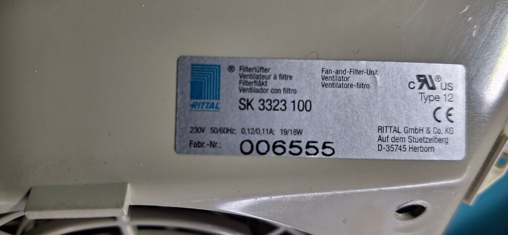 Elektrik Dolapları için Rittal SK Serisi Filtreli soğutma Fanı 230 V A - 8
