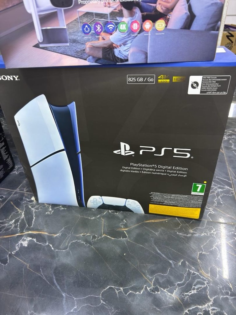 PLAYSTATION 5 - 10