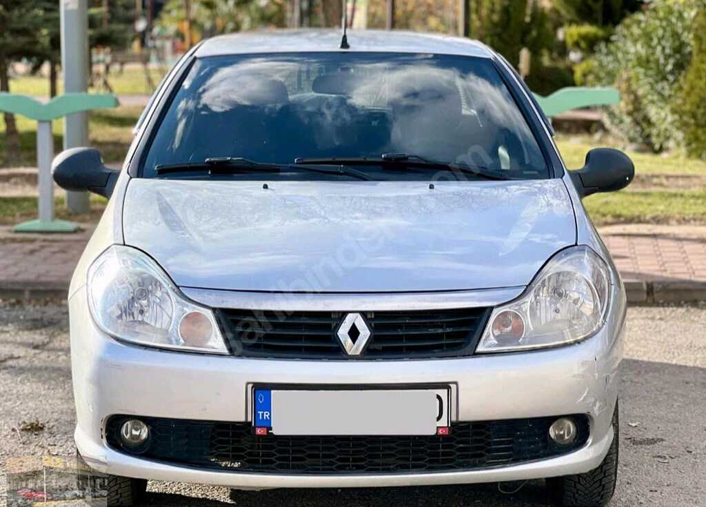 2011 Renault Symbol - 3