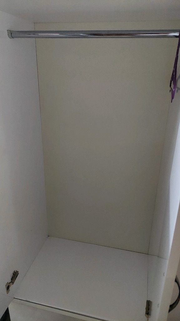 üç kapılı beyaz elbise dolabı - 3