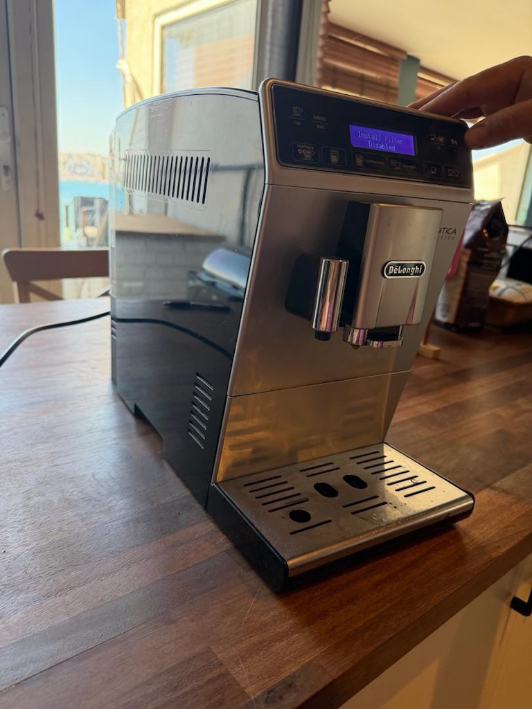 İyi kullanılmış Delonghi Autentica Cappuccino Kahve Makinesi - 11