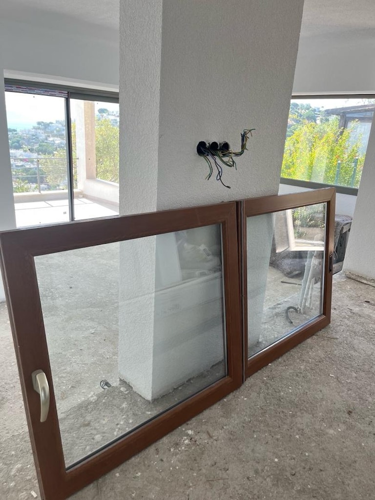 SÜRGÜLÜ PENCERE - 3
