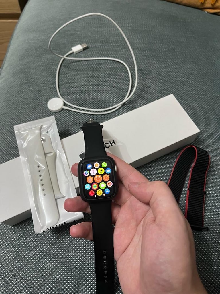 ACİL SATILIK APPLE WATCH SE 44 mm 1.nesil hatasız akıllı saat,PİL %100 - 3