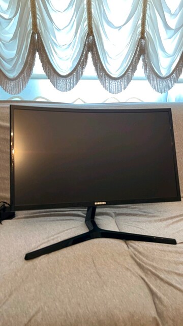 SAMSUNG 24 İNC LC24RGDDFZRKUF MONİTOR