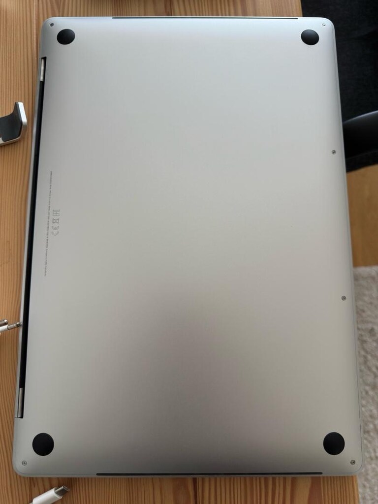 MacBook Pro 2019 16” i7 16GB Kutulu Temiz Kullanılmış - 4