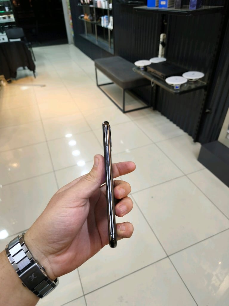 iPhone 11 Pro 64 GB – Black Pil Sağlığı: %100 - 3