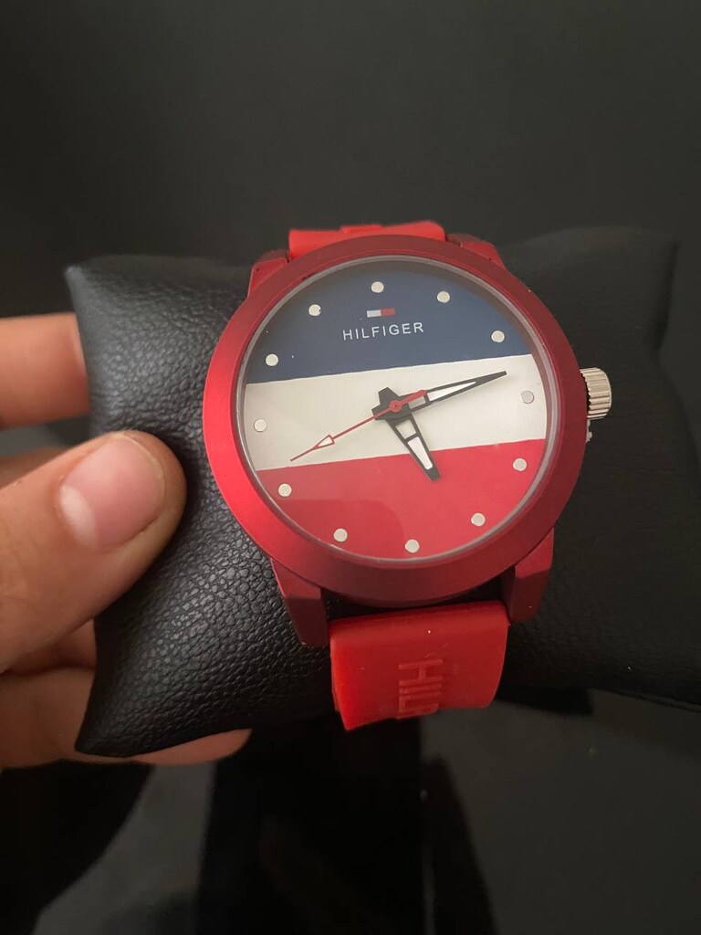 sıfır & kutulu Tommy Hilfiger Erkek Kol Saati - Silikon Kordon - 4