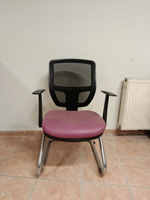 KLAS OFİS ÜSKÜDAR MOR DERİ FİLELİ MİSAFİR BEKLEME SANDALYESİ