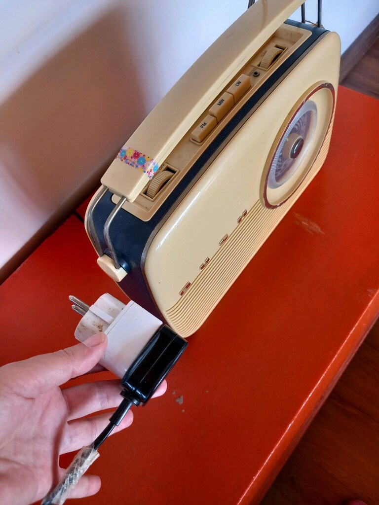 1959 Bush Antika Radio - 3