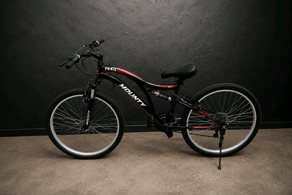 Model: Mounty Trail Jant: 26 jant Vites: 21 vites Amortisör - 2