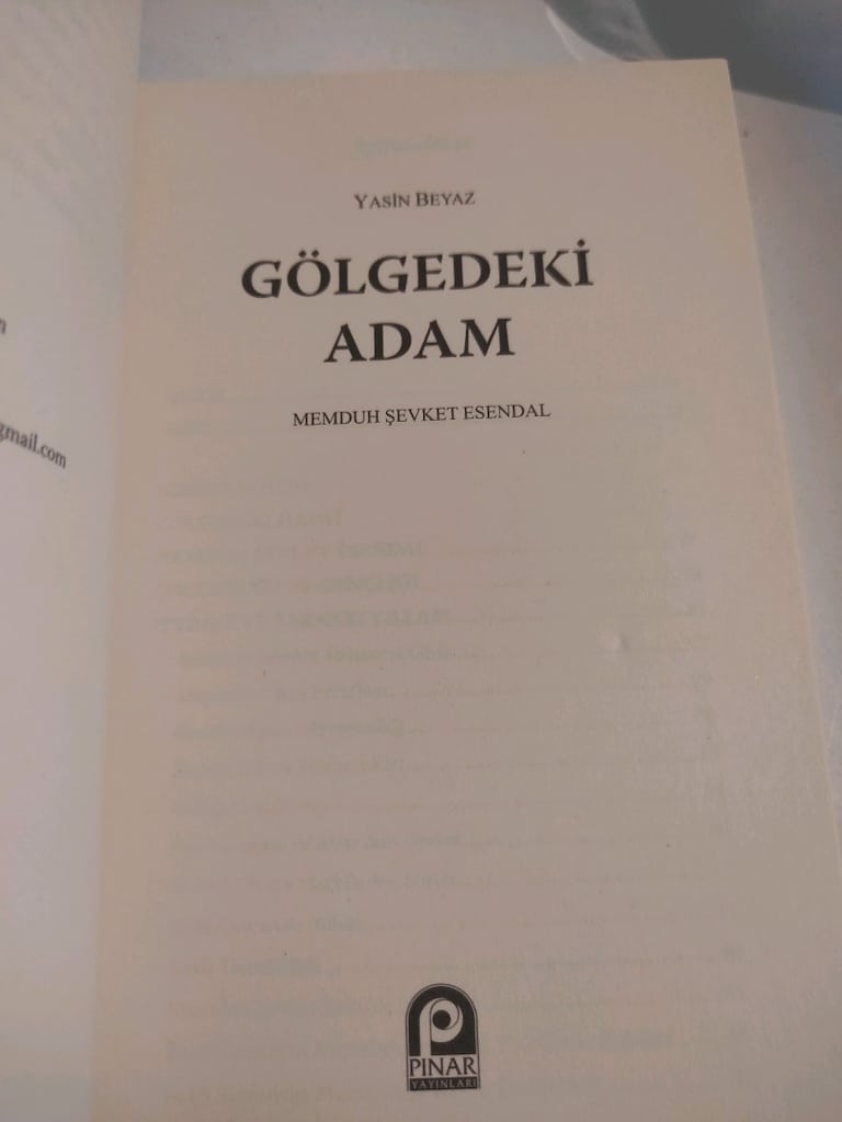 Gölgedeki Adam Memduh Şevket Esendal... Yasin Beyaz - 4