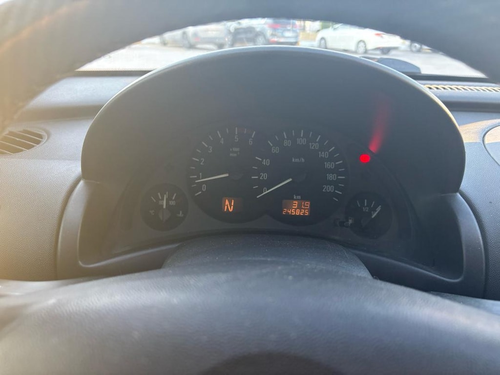 MEMURDAN TEMİZ 1.3 CDTİ OTOMATİK CORSA - 3