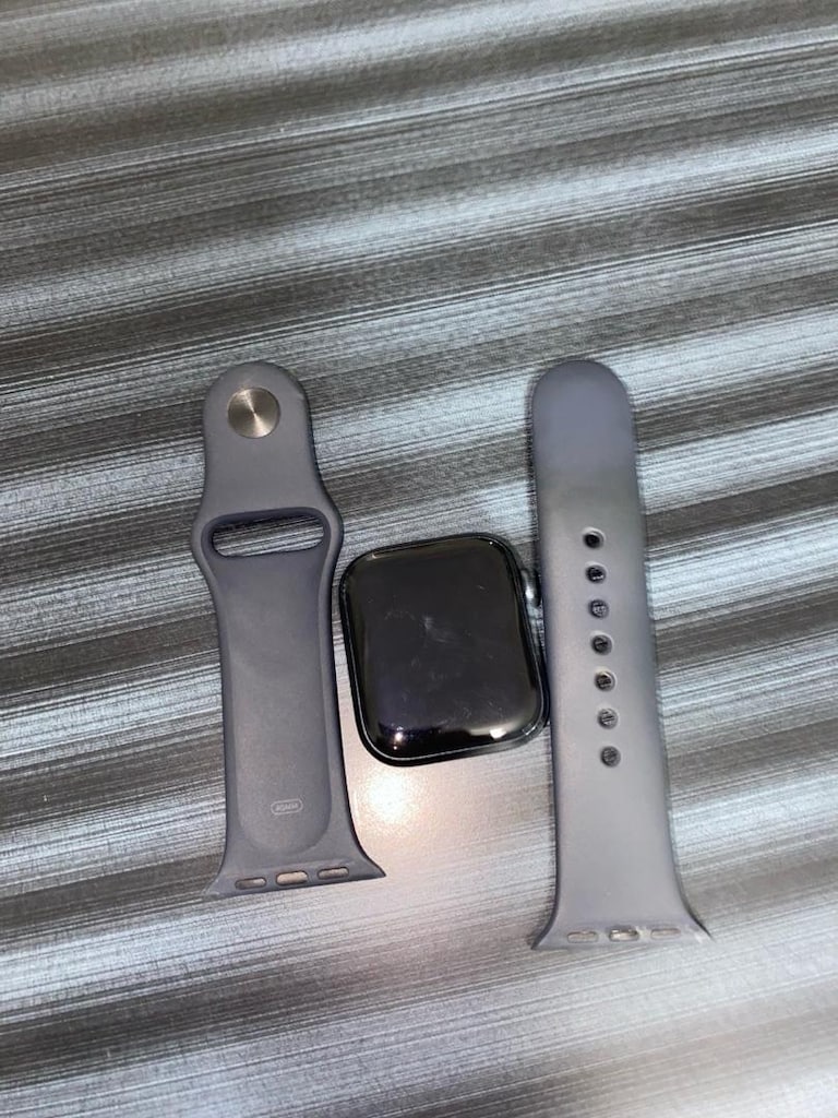 Apple Watch SE 3.nesil - 8