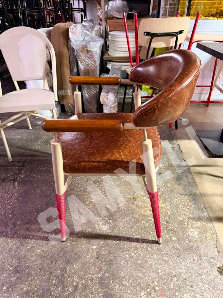 QUATRO SANDALYE MODELİ - 3