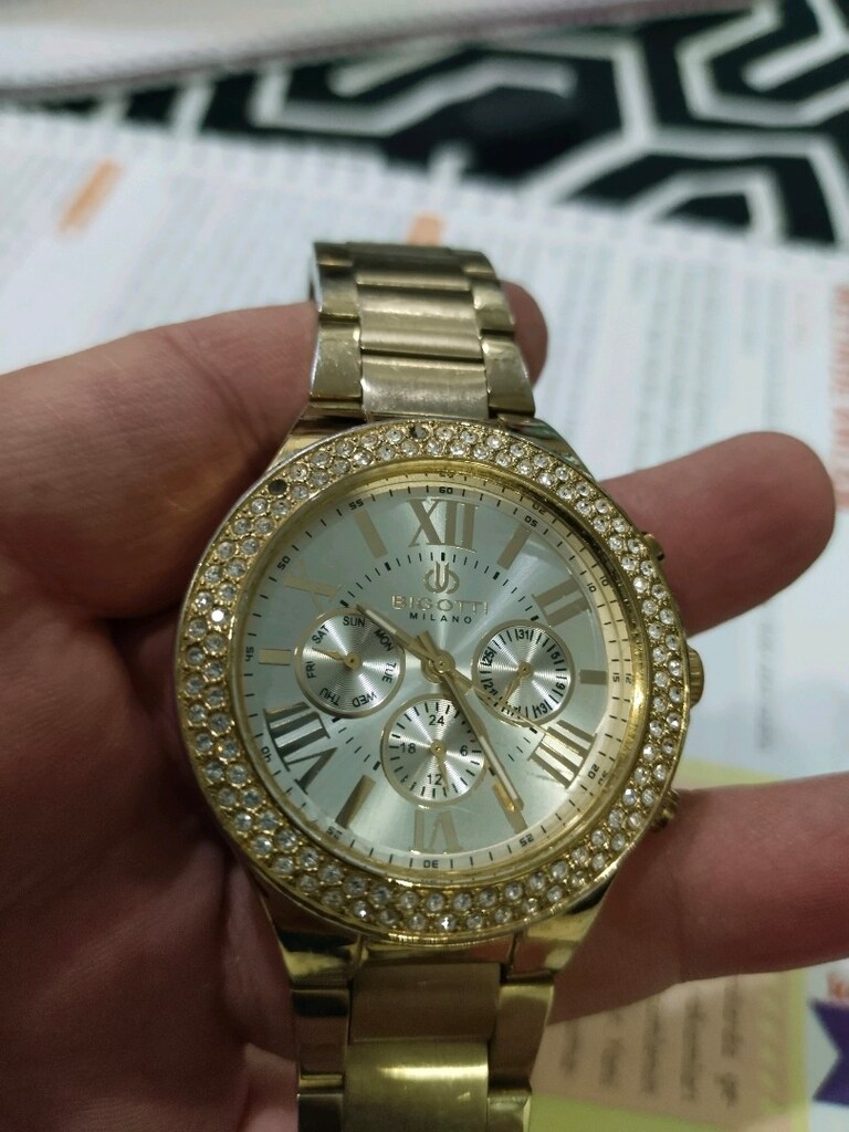 Bigotti Milano Bayan saat - 2