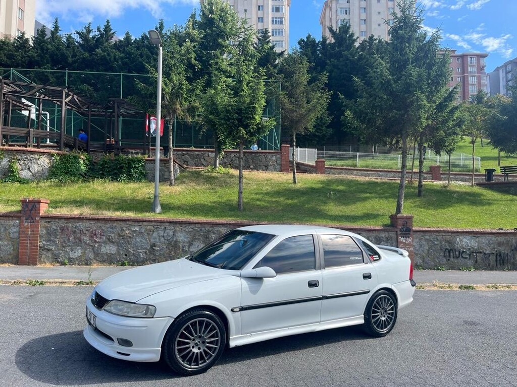 VECTRA B 98 2.0 GLS - 7