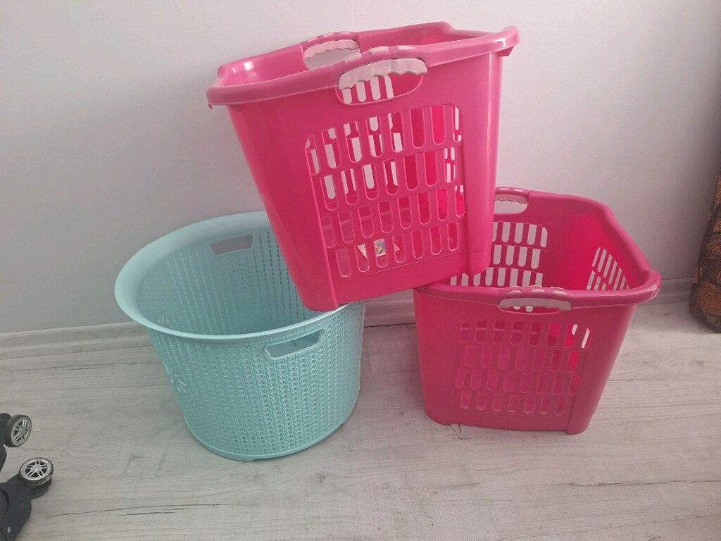 kaliteli sıfır gibi 4 adet çamaşır sepeti - 3