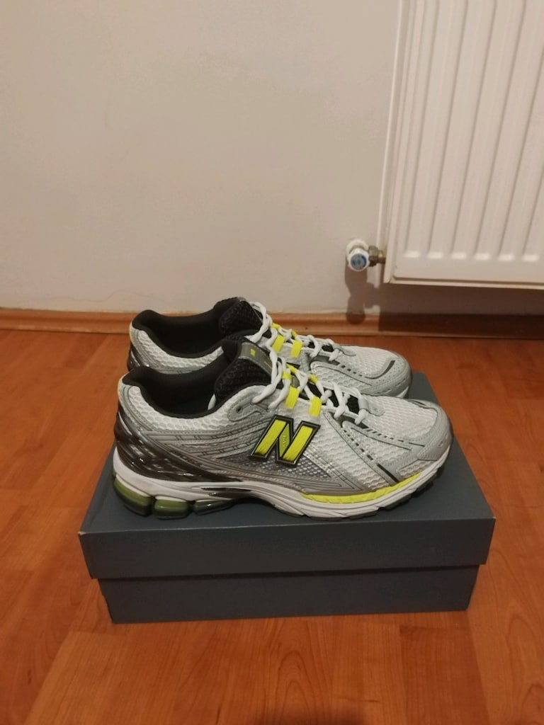 New Balance 1906